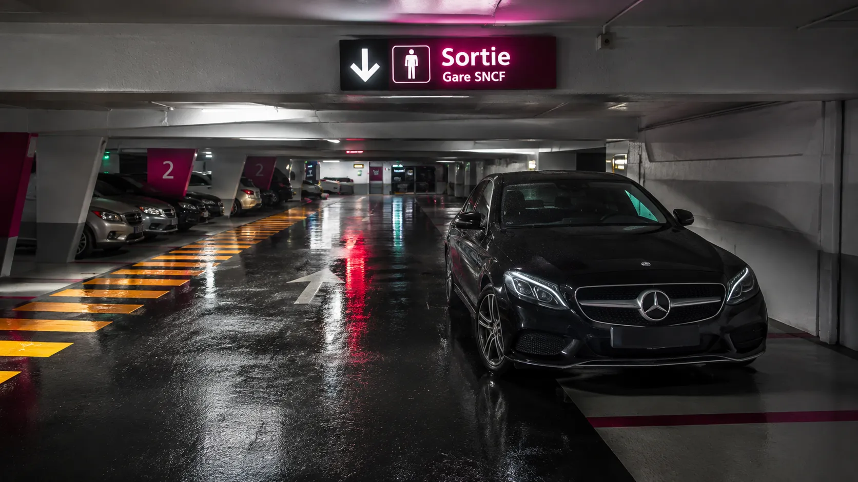 Chauffeur VTC préparant son véhicule avant une course réservée